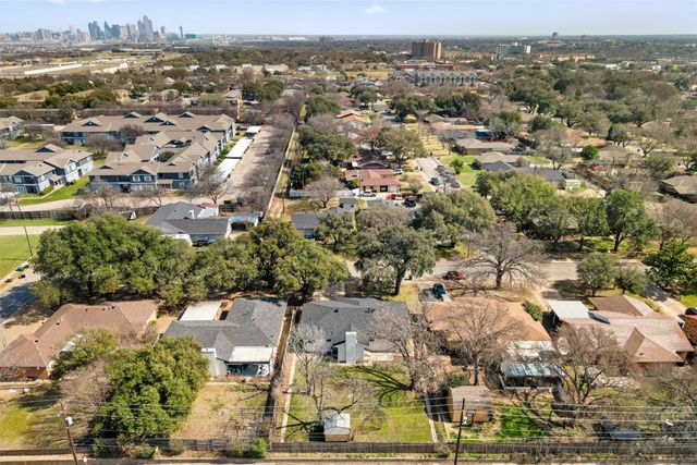 3138 Touraine Drive, Dallas, TX 75211