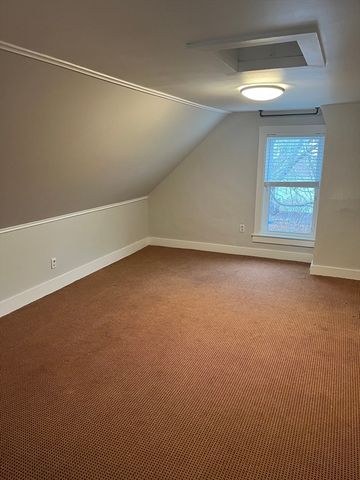 230 South Street 2B, Plainville, MA 02762