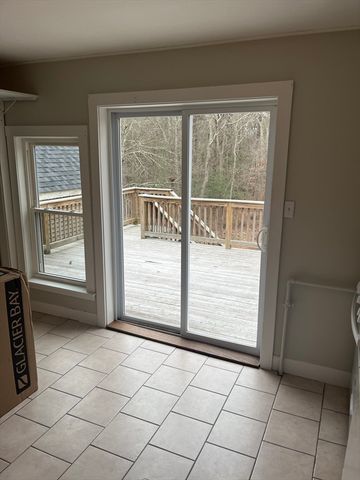 230 South Street 2B, Plainville, MA 02762