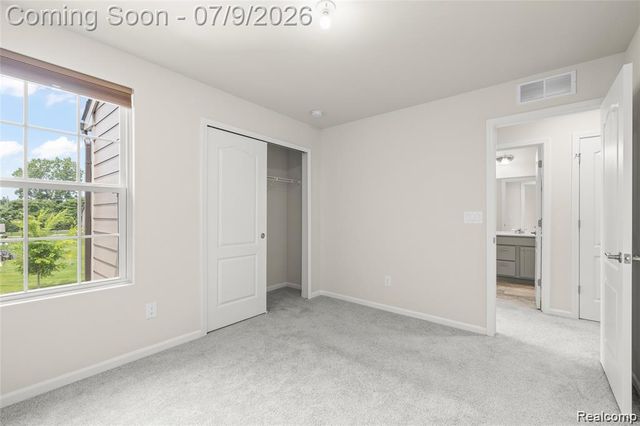 208 Addison Circle, Commerce Twp, MI 48390