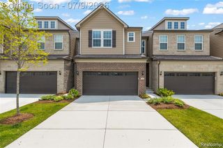 208 Addison Circle, Commerce Twp, MI 48390
