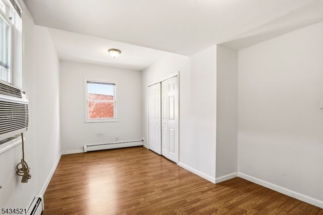 174 Orient St, Bayonne City, NJ 07002