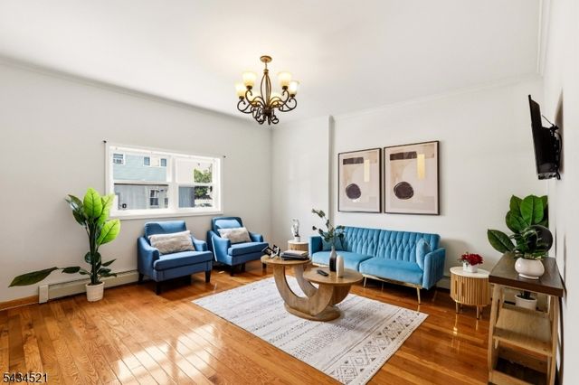 174 Orient St, Bayonne City, NJ 07002