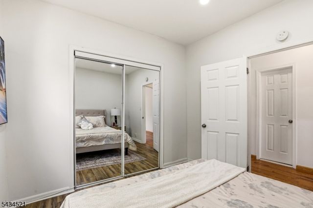 174 Orient St, Bayonne City, NJ 07002