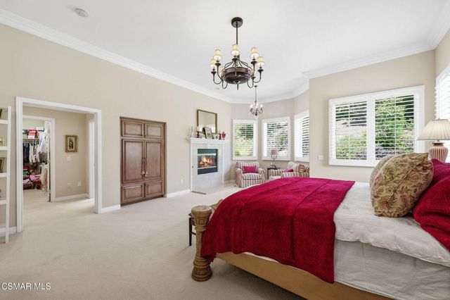 254 Baybrook Court, Lake Sherwood, CA 91361