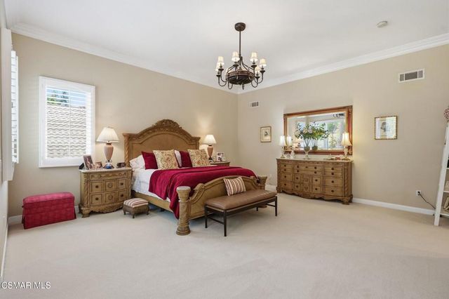 254 Baybrook Court, Lake Sherwood, CA 91361