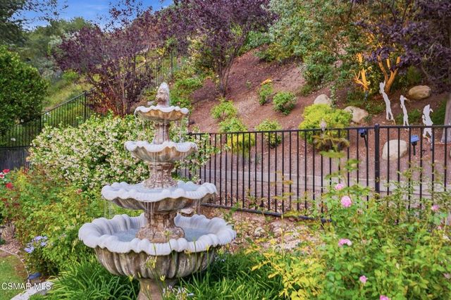 254 Baybrook Court, Lake Sherwood, CA 91361
