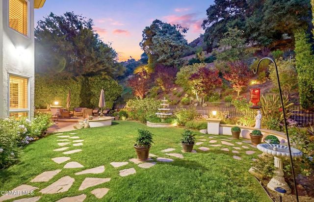 254 Baybrook Court, Lake Sherwood, CA 91361