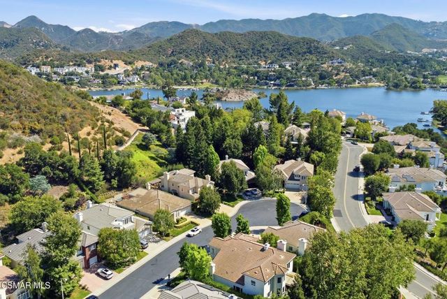 254 Baybrook Court, Lake Sherwood, CA 91361