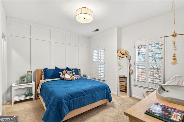 180 Kendemere Pointe, Roswell, GA 30075