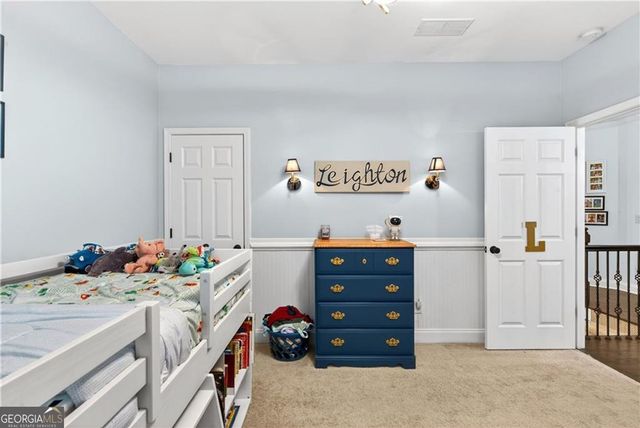 180 Kendemere Pointe, Roswell, GA 30075