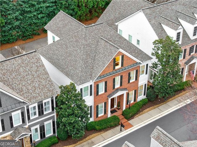 180 Kendemere Pointe, Roswell, GA 30075