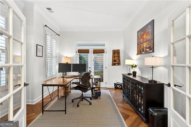 180 Kendemere Pointe, Roswell, GA 30075