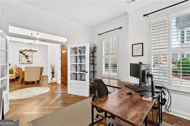 180 Kendemere Pointe, Roswell, GA 30075