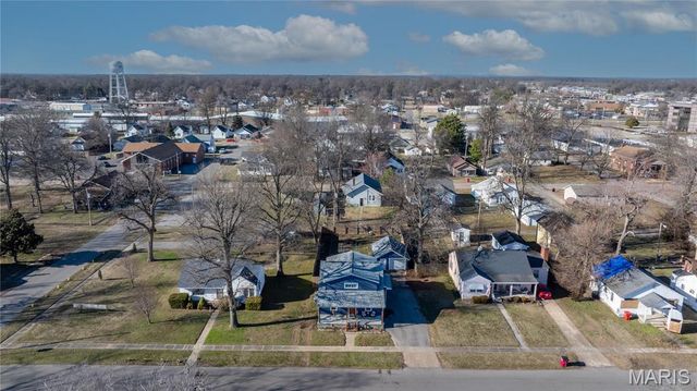 412 E Kathleen Street, Sikeston, MO 63801