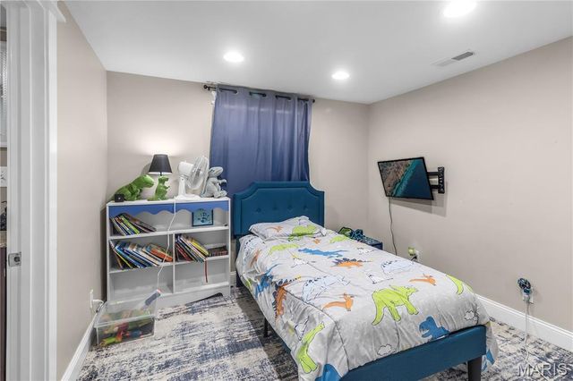 412 E Kathleen Street, Sikeston, MO 63801