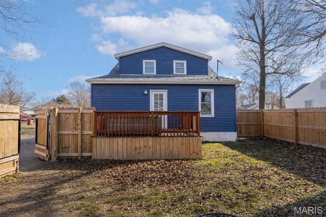 412 E Kathleen Street, Sikeston, MO 63801