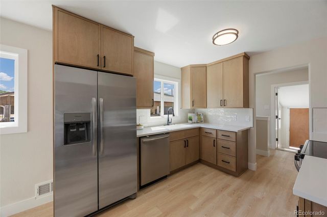 1880 W Arkansas Avenue, Denver, CO 80223