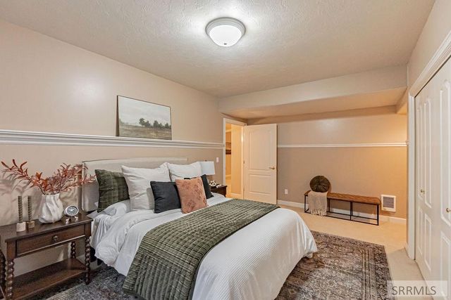 230 Hampton Lane, Idaho Falls, ID 83404