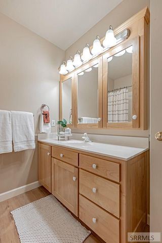 230 Hampton Lane, Idaho Falls, ID 83404