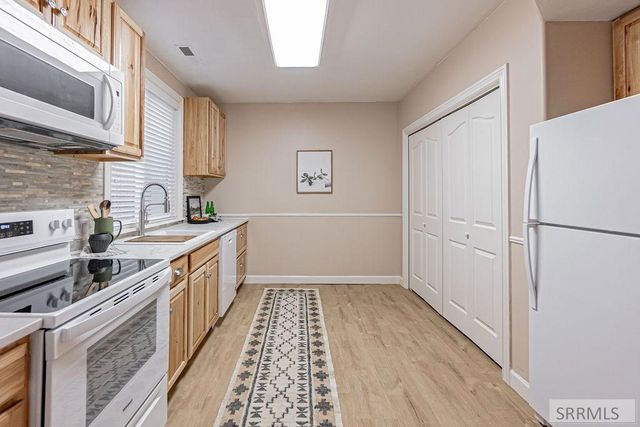 230 Hampton Lane, Idaho Falls, ID 83404