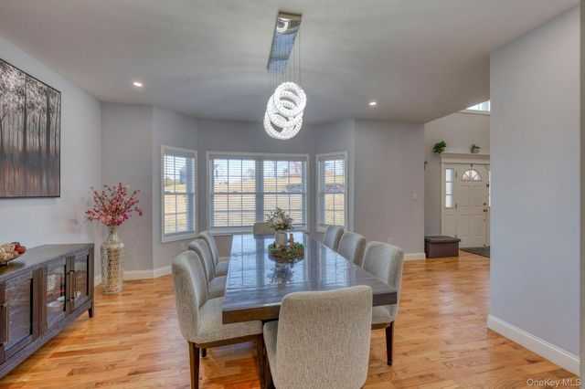 34 Meadow View Drive, Marlboro, NY 12542