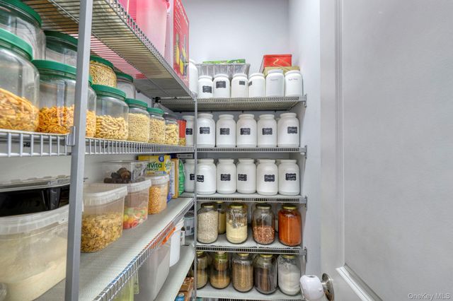 34 Meadow View Drive, Marlboro, NY 12542