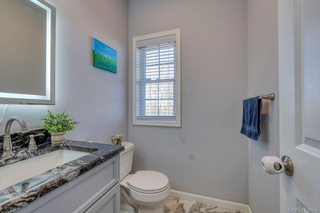 34 Meadow View Drive, Marlboro, NY 12542