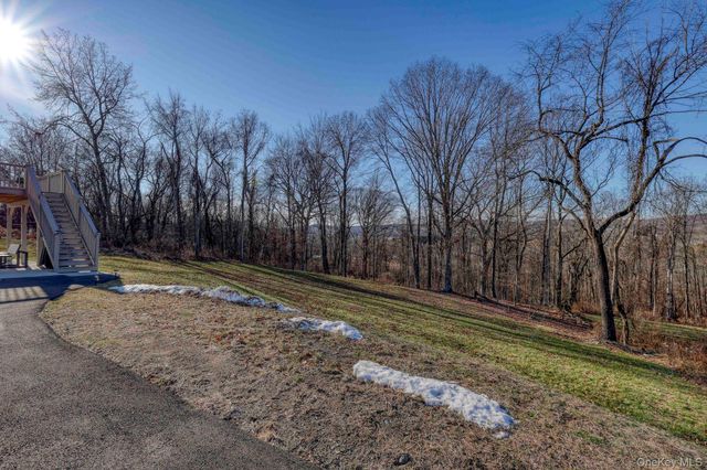 34 Meadow View Drive, Marlboro, NY 12542