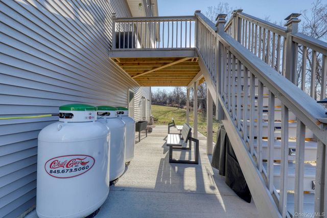 34 Meadow View Drive, Marlboro, NY 12542