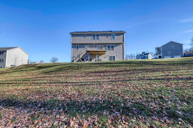 34 Meadow View Drive, Marlboro, NY 12542