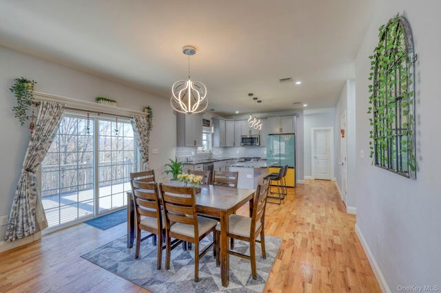 34 Meadow View Drive, Marlboro, NY 12542