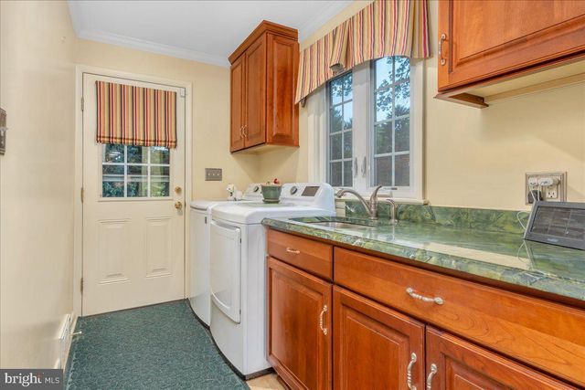 19022 CHERRY TREE DR, Hagerstown, MD 21742