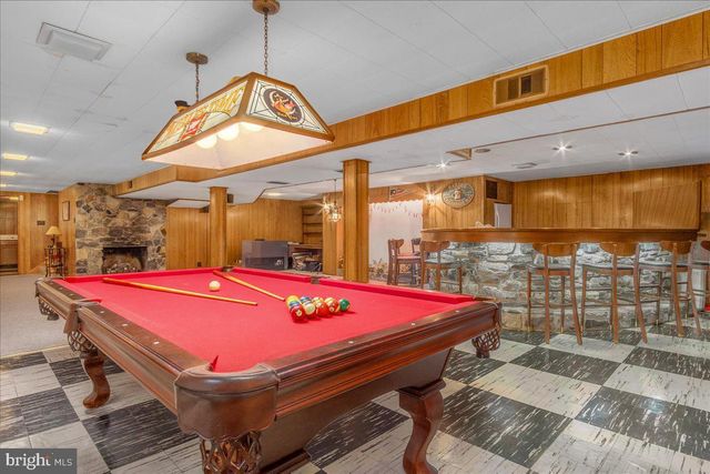 19022 CHERRY TREE DR, Hagerstown, MD 21742