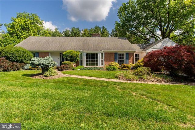 19022 CHERRY TREE DR, Hagerstown, MD 21742