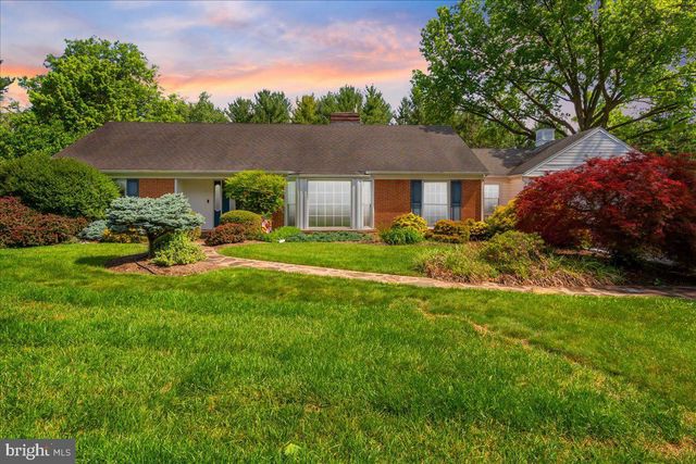 19022 CHERRY TREE DR, Hagerstown, MD 21742