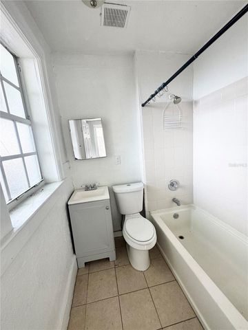 704 CORDOVA DRIVE 7, Orlando, FL 32804