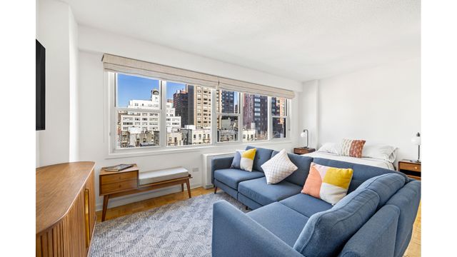 520 E 81st St Apt 10E, New York City, NY 10028