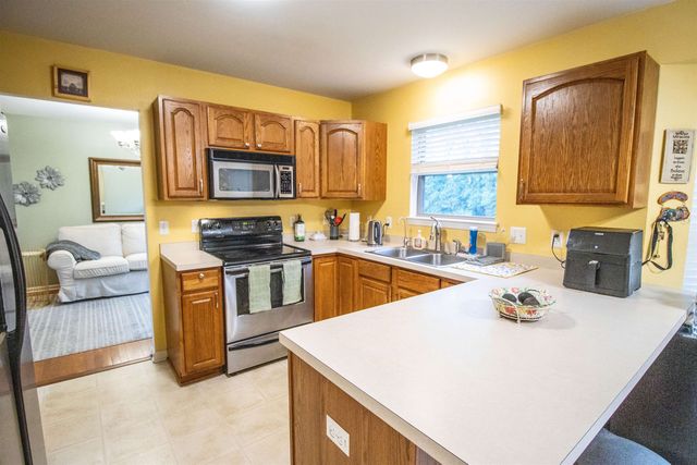 8376 Oak Ridge Drive, Goodrich, MI 48438