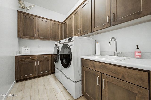 8041 E Jacaranda Street, Mesa, AZ 85207