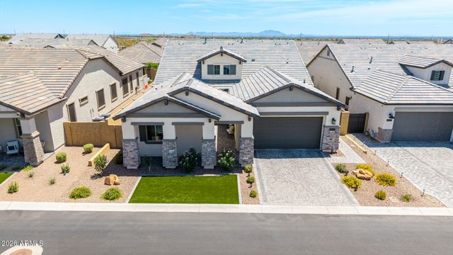 8041 E Jacaranda Street, Mesa, AZ 85207
