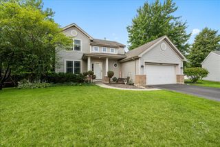 6910 Zachary Drive, Carpentersville, IL 60110