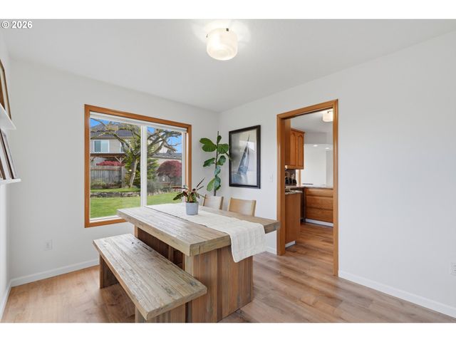 2101 N THORNE St, Newberg, OR 97132