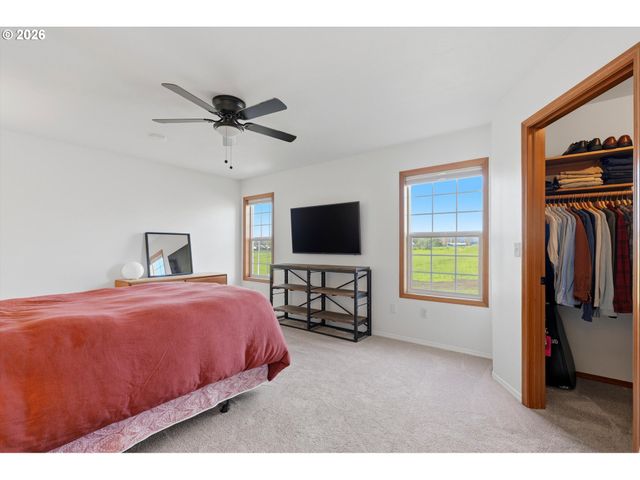 2101 N THORNE St, Newberg, OR 97132