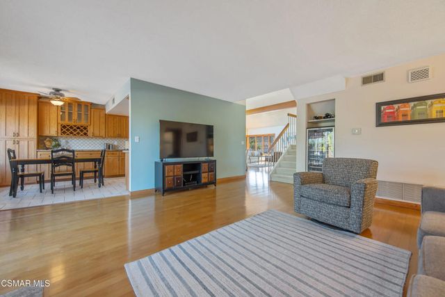 807 Pamela Wood Street, Newbury Park, CA 91320