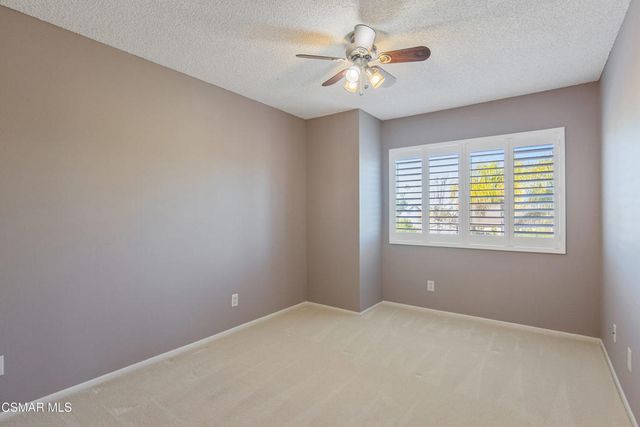 807 Pamela Wood Street, Newbury Park, CA 91320