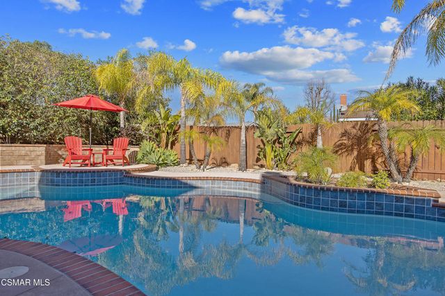 807 Pamela Wood Street, Newbury Park, CA 91320