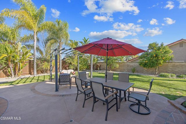 807 Pamela Wood Street, Newbury Park, CA 91320