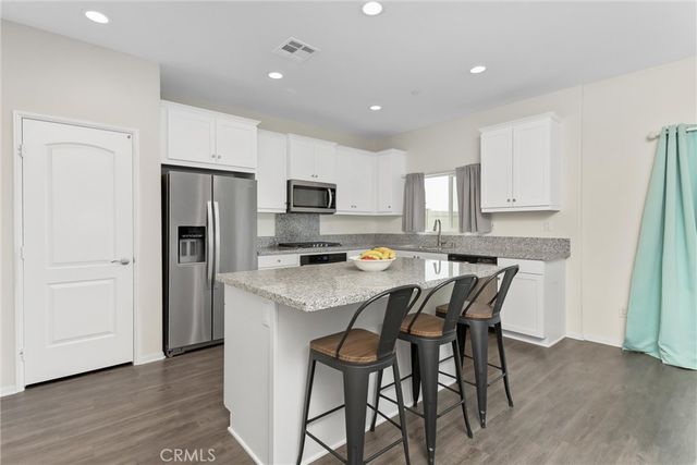 11513 Hinton Court, Beaumont, CA 92223