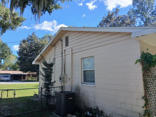 2620 NW 2nd Avenue, Ocala, FL 34475